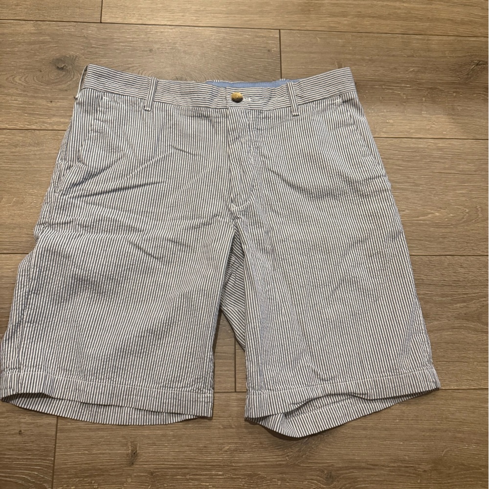 Izod Men's Pinstripe Shorts in Gray and White